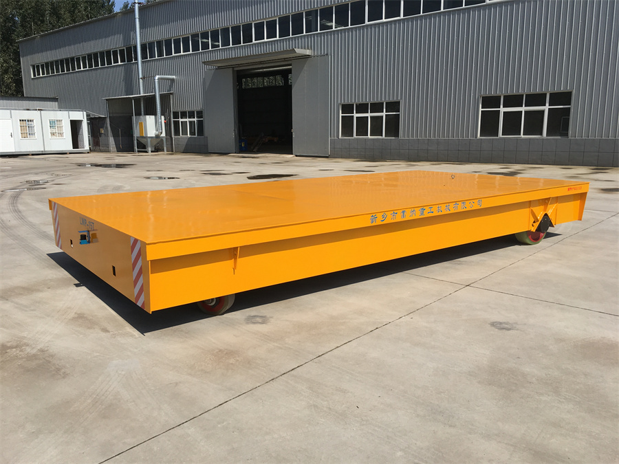 無(wú)軌膠輪電動(dòng)平車具備雷達(dá)遇障礙物停止功能